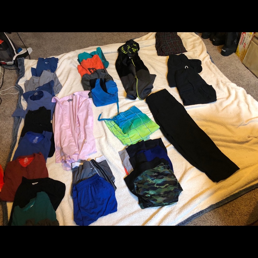 Men’s Clothing Bundle- Adult Medium
